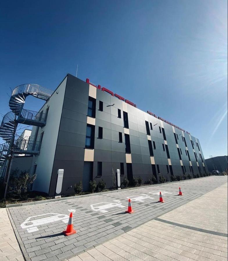 Intergroup Business & Design Hotel Ingolstadt Kosching Екстериор снимка
