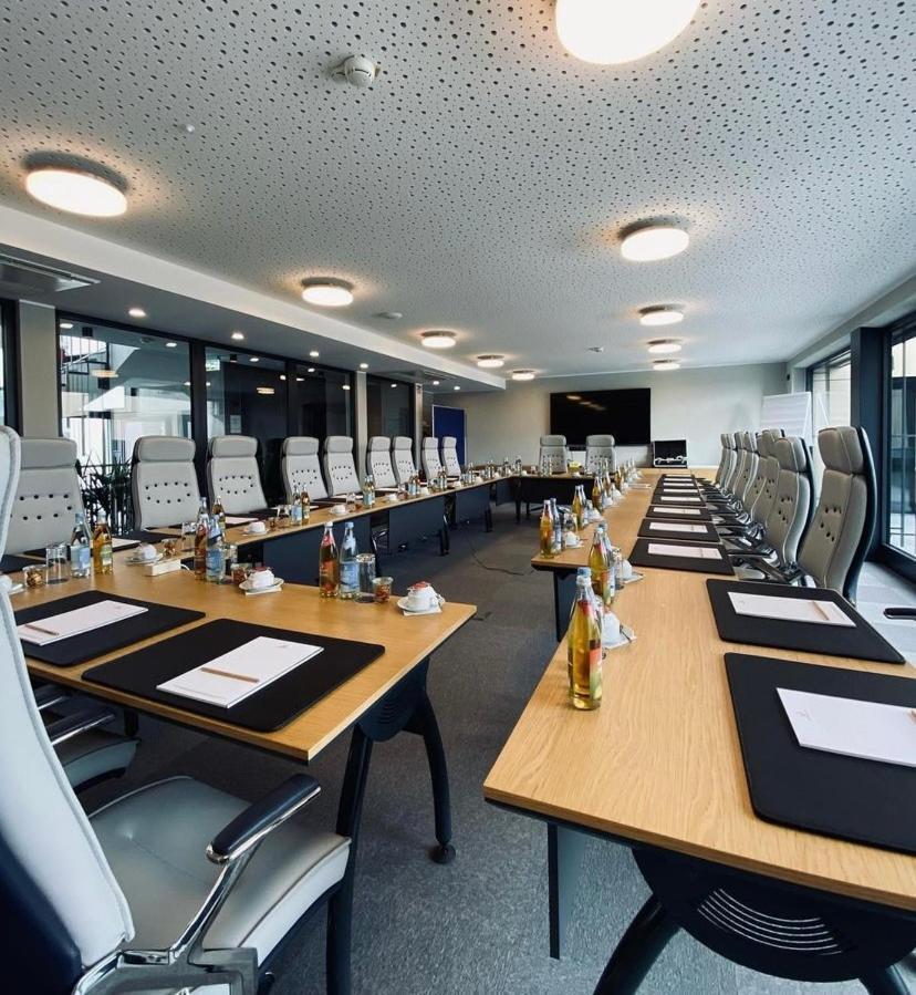 Intergroup Business & Design Hotel Ingolstadt Kosching Екстериор снимка