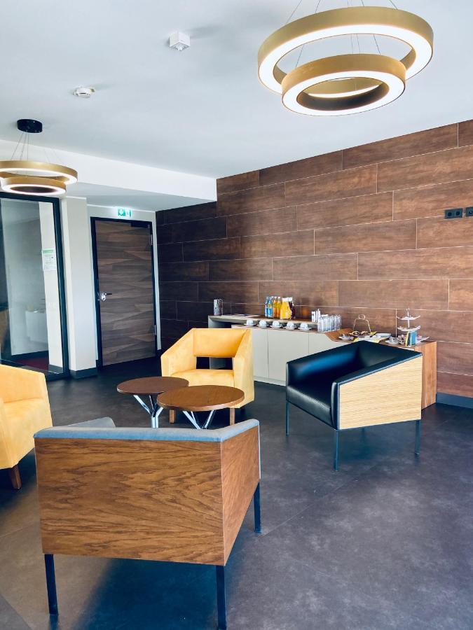 Intergroup Business & Design Hotel Ingolstadt Kosching Екстериор снимка