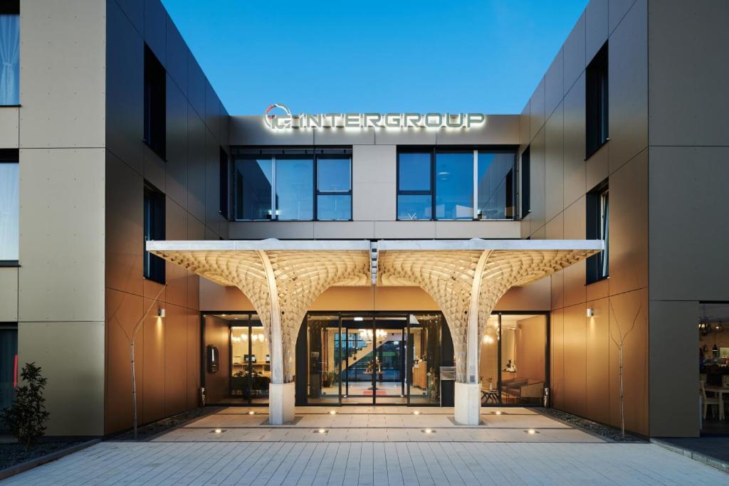 Intergroup Business & Design Hotel Ingolstadt Kosching Екстериор снимка