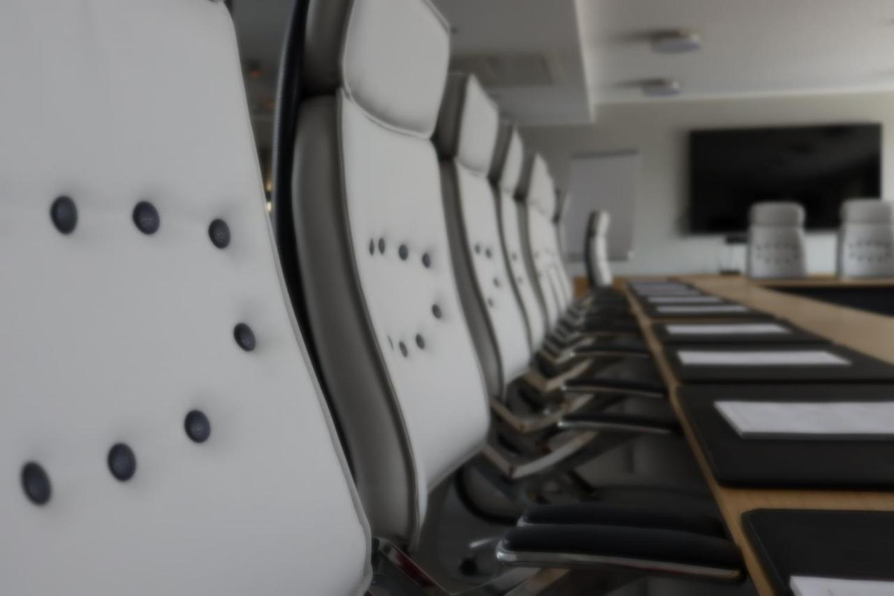 Intergroup Business & Design Hotel Ingolstadt Kosching Екстериор снимка